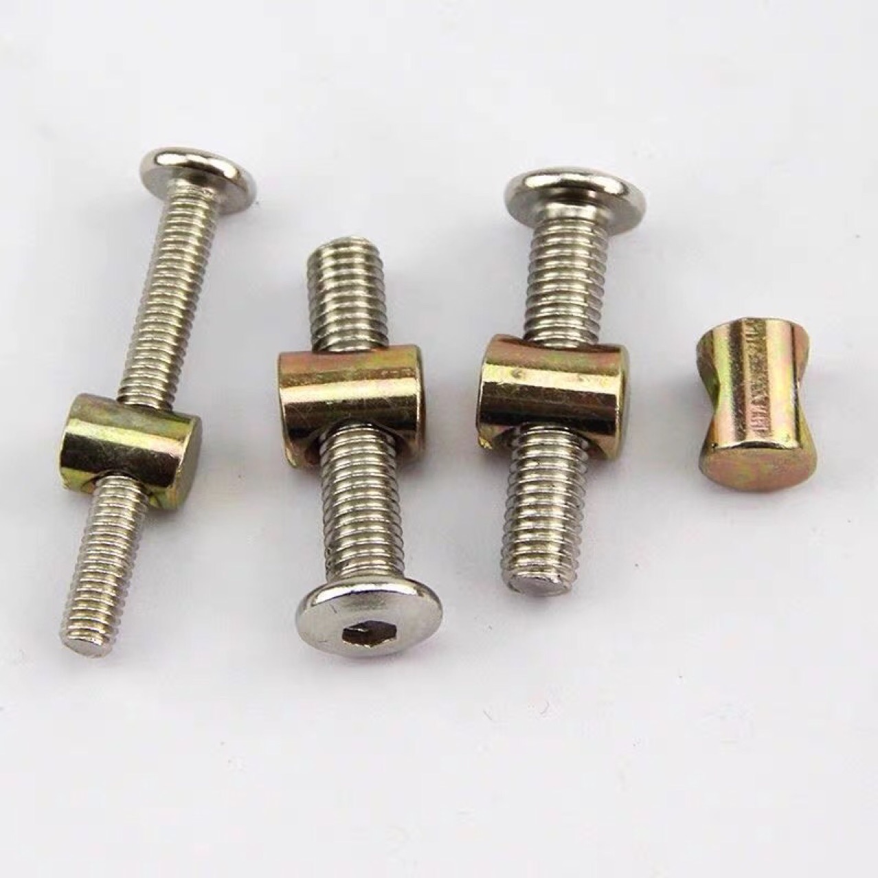 20 pz/lotto Mobili In Acciaio  - Furniture Hardware Barrel Nut recensione e prezzo