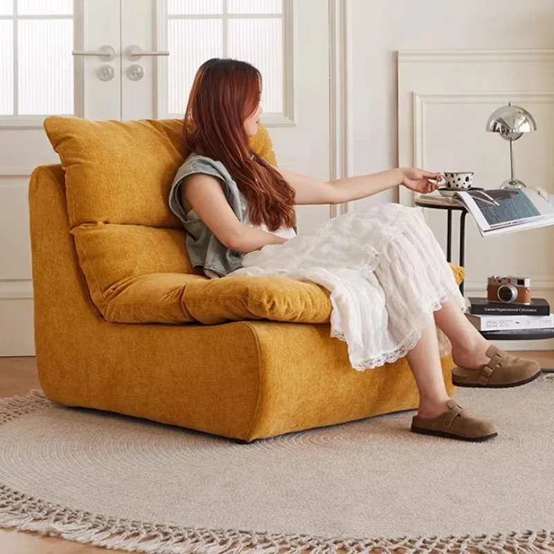 Divano Semplice per Piccoli Ap - Furniture Hardware Stores recensione e prezzo