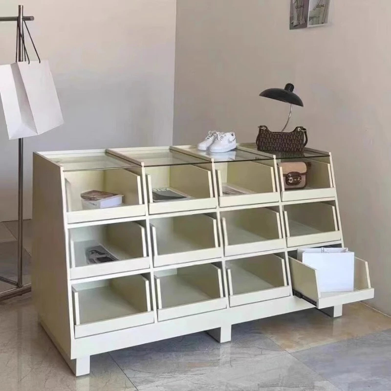 Negozio di Abbigliamento per B - Furniture Hardware Stores recensione e prezzo