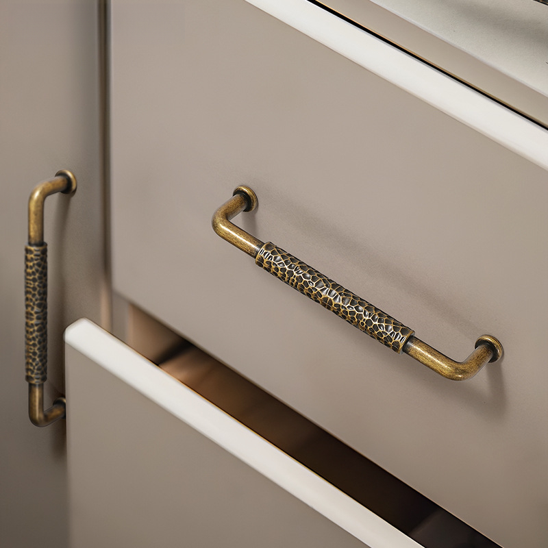 Maniglia per Mobile in Rame An - Unique Furniture Hardware recensione e prezzo